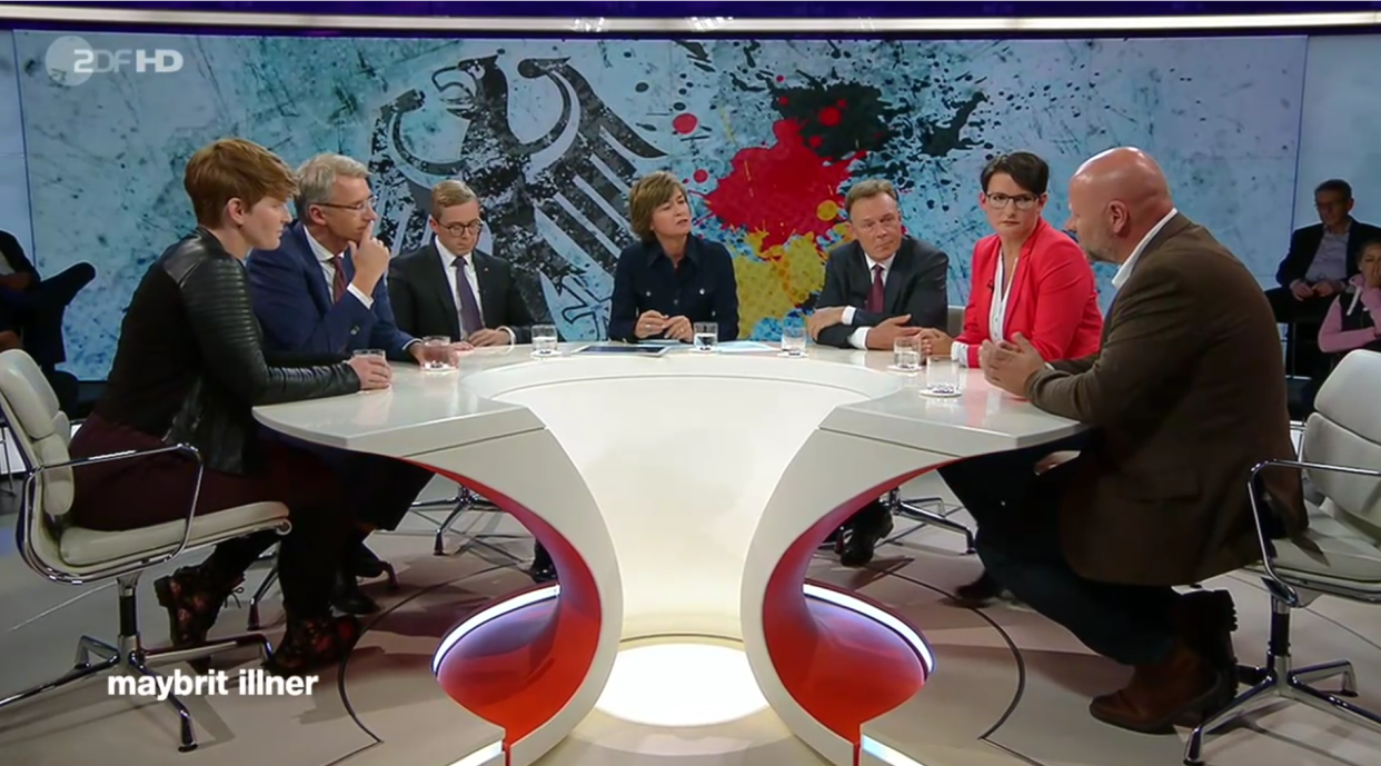 Die Runde bei Maybrit Illner zum Thema “Innere Unsicherheit, schützt unser Staat die Demokratie” hat eine beunruhigende Antwort gefunden. Foto: Screenshot / ZDF
