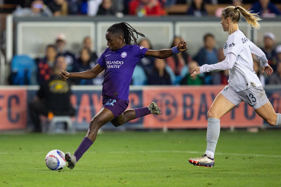 SAN JOSE, CALIFORNIA - SEPTEMBER 20: Barbra Banda #22 of Orlando Pride shoots the ball during a match between Orlando Pride and Bay FC at PayPal Park on September 20, 2024 in San Jose, California. (Photo by Erin Chang/ISI Photos/Getty Images)