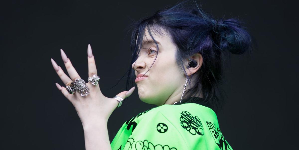 Billie Eilish Ripped Off Her Entire Fingernail and the Pictures Are ...