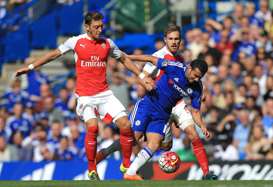 Soccer - Barclays Premier League - Chelsea v Arsenal - Stamford Bridge