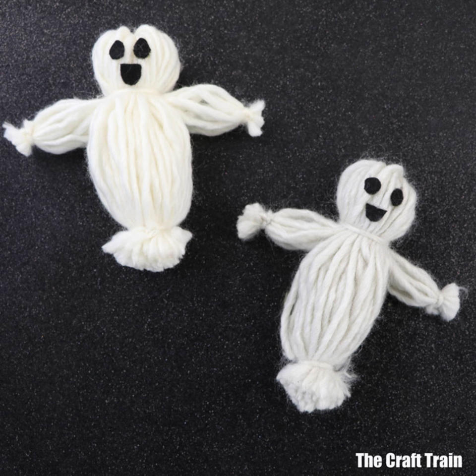 yarn doll ghosts halloween crafts for kids (The Craft Train )