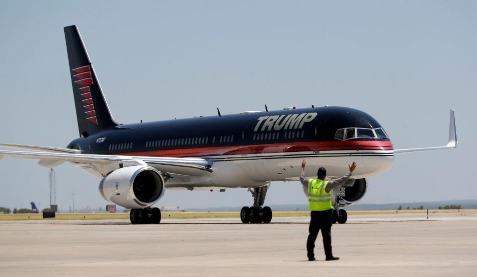 Donald Trump Boeing 757