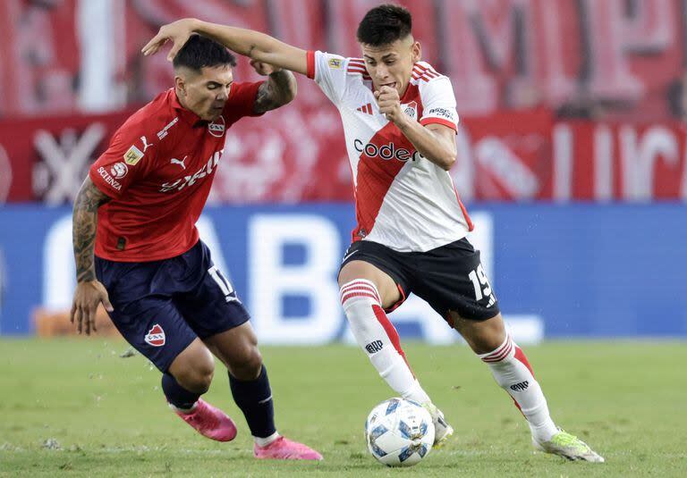 Independiente y River igualaron 1 a 1 en el estadio Libertadores de América y se mantienen en zona de clasificación a cuartos