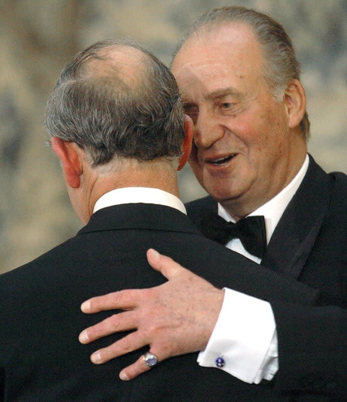 Rey Juan Carlos con rey Carlos III de REino Unido