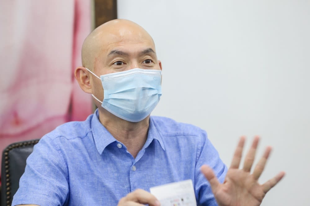 Kepong MP Lim Lip Eng speaks to Malay Mail during an interview in Petaling Jaya November 27, 2020. ― Picture by Firdaus Latif