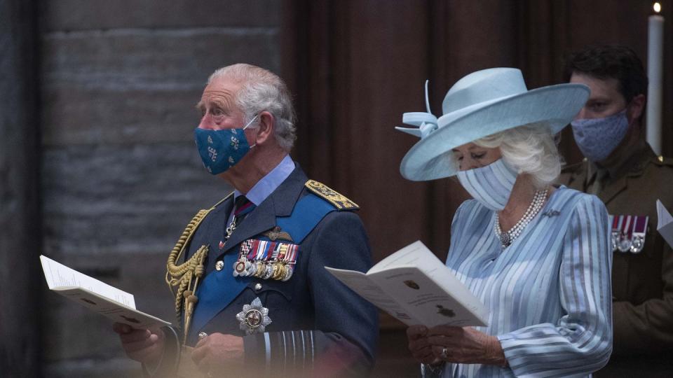 Der britische Prinz Charles, Prinz von Wales, und Camilla, Herzogin von Cornwall, nehmen an einem Dankes- und Umwidmungsgottesdienst anlässlich des 81. Jahrestages der Schlacht um Großbritannien in der Westminster Abbey teil.