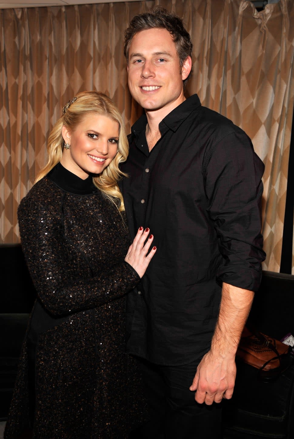  Jessica Simpson and Eric Johnson backstage at the 2010 Rockefeller Center tree lighting at Rockefeller Center on November 30, 2010 in New York City.