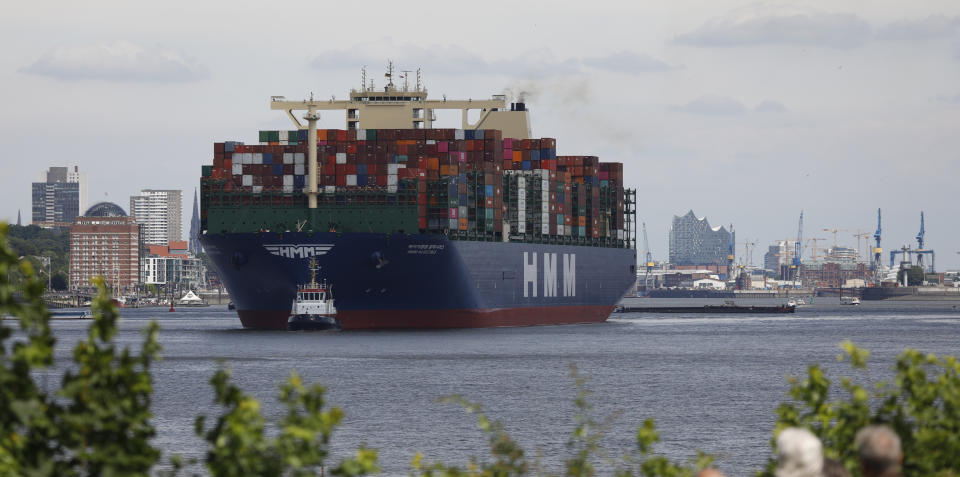 Algeciras is sailing under the flag of Panama.