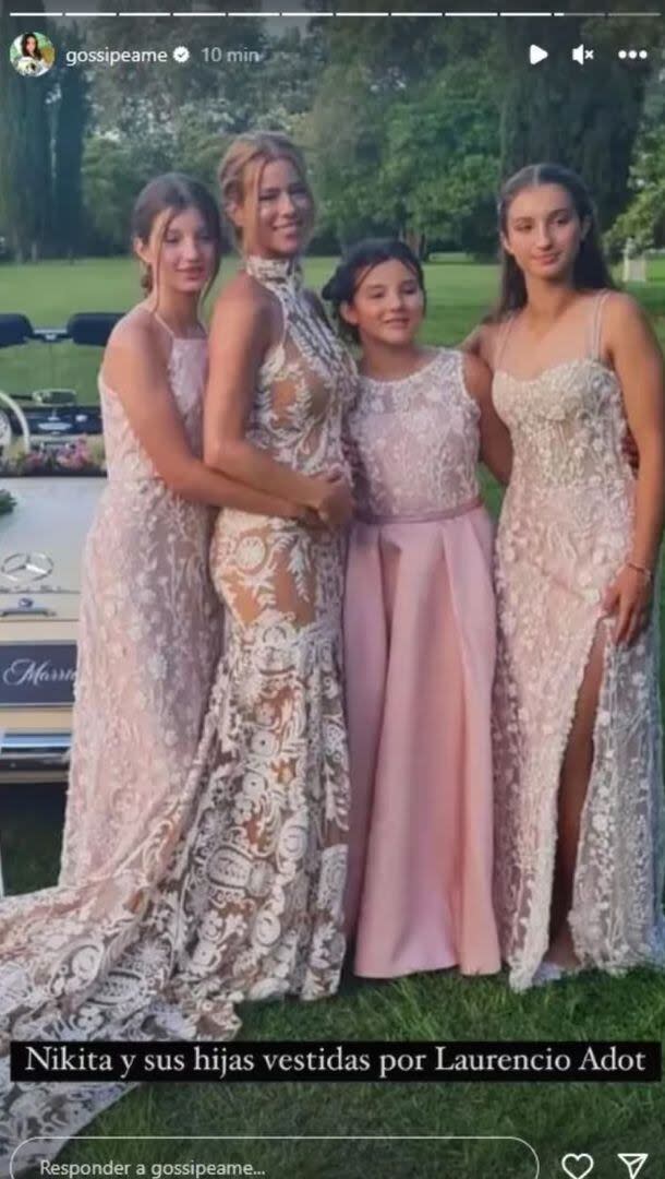 Allegra, Sienna e Indiana estuvieron en la fiesta de casamiento de su madre