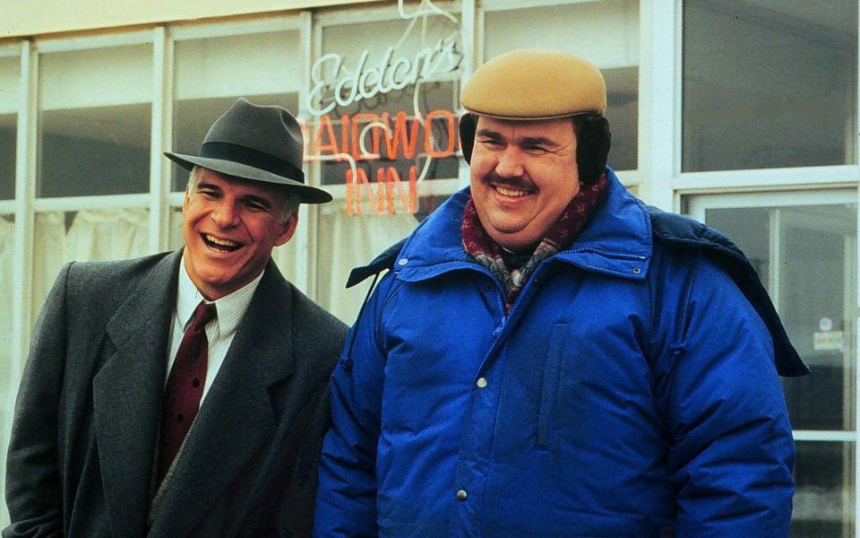 Steve Martin and John Candy in Planes, Trains and Automobiles - Alamy