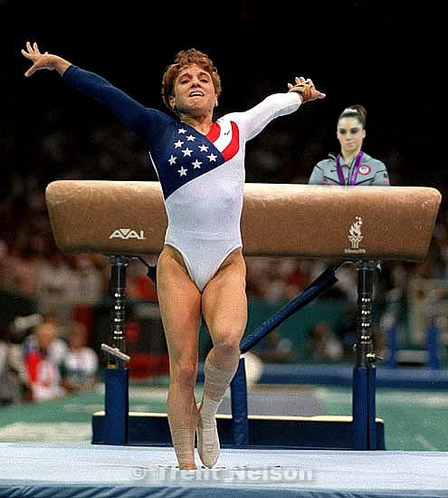 McKayla Maroney is not impressed with Kerri Strug.