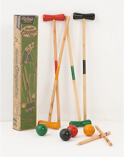 Sensible: Ridley's Garden Croquet Set