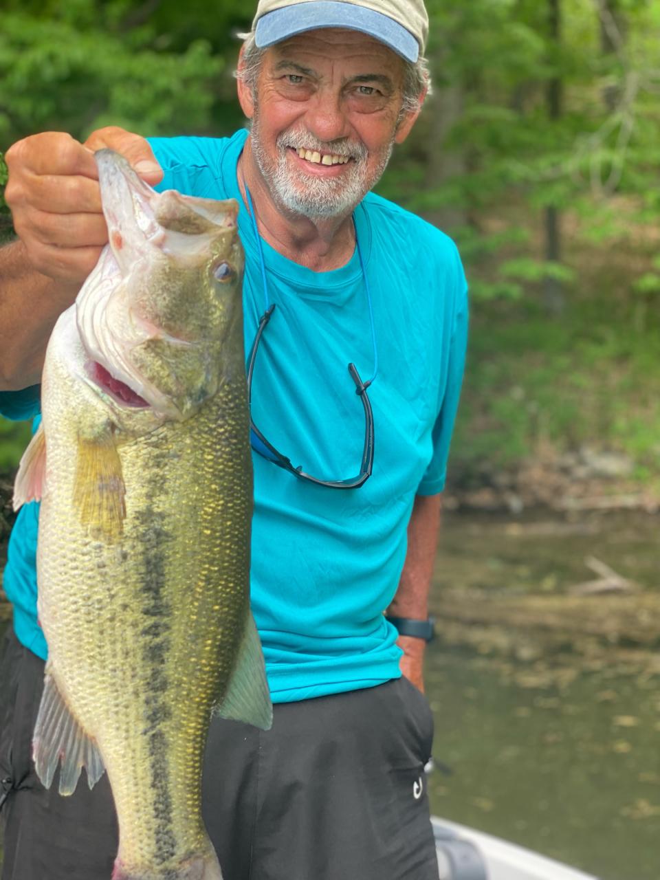 Lake of the Ozarks fishing guide, Big Ed Franko, with a recent largemouth bass catch.
