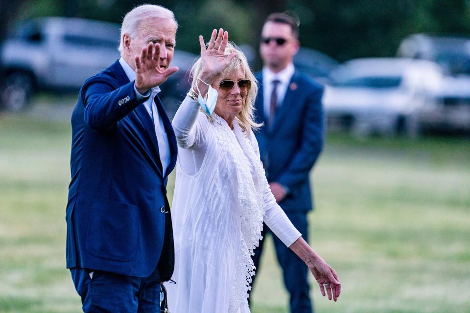 President And Mrs Biden Return To The White House