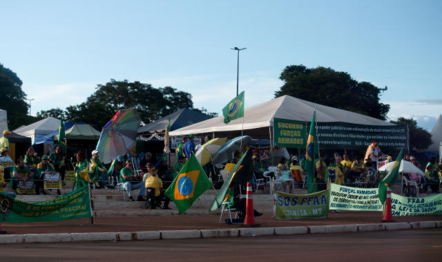 Ejemplo de campamento bolsonarista