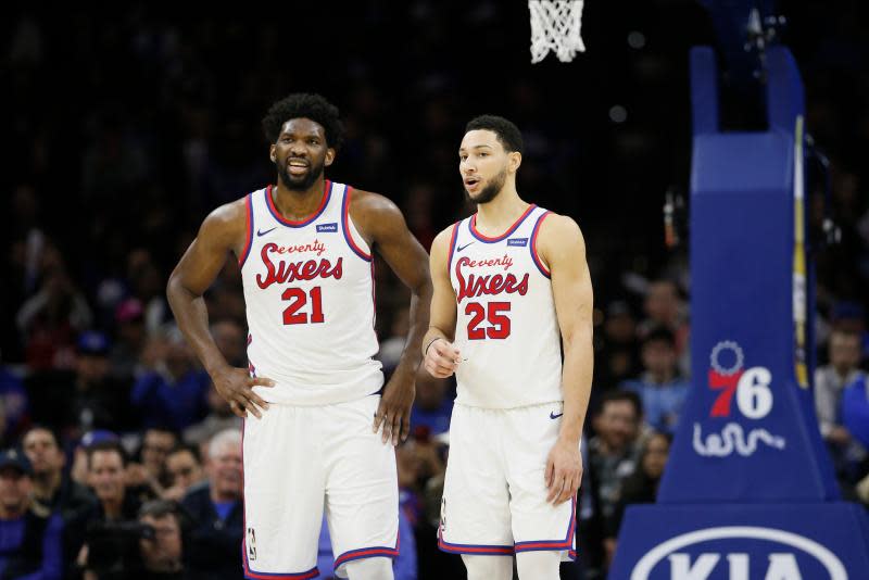 ▲Joel Embiid（左）喊冤沒說過要Ben simmons走人的話。（圖／美聯社／達志影像）