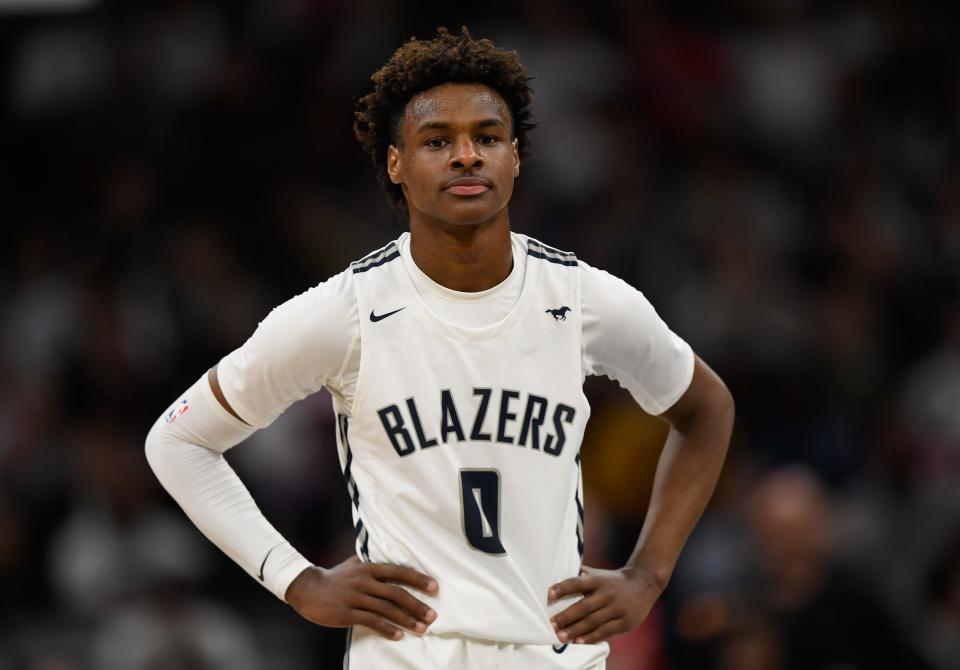 MINNEAPOLIS, MINNESOTA - JANUARY 04: Bronny James #0 of Sierra Canyon Trailblazers looks on during the second half of the game against the Minnehaha Academy Red Hawks at Target Center on January 04, 2020 in Minneapolis, Minnesota. (Photo by Hannah Foslien/Getty Images)