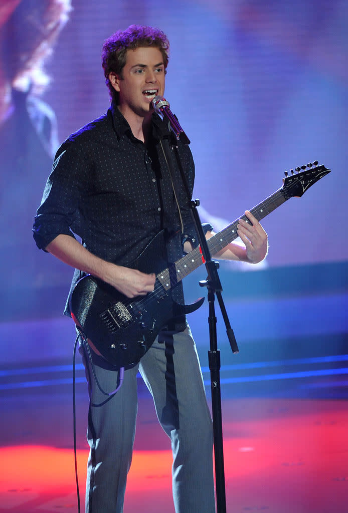 Scott MacIntyre performs "The Search is Over" by Survivor on "American Idol."