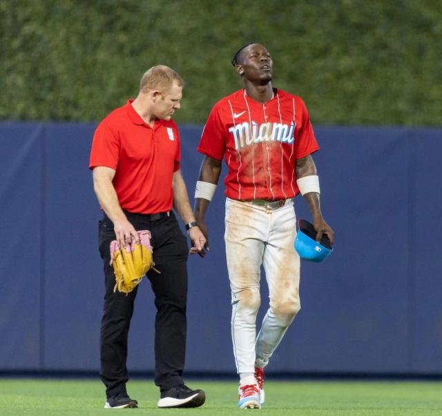 Jazz Chisholm Jr. injures foot in Miami Marlins' loss to Cincinnati Reds