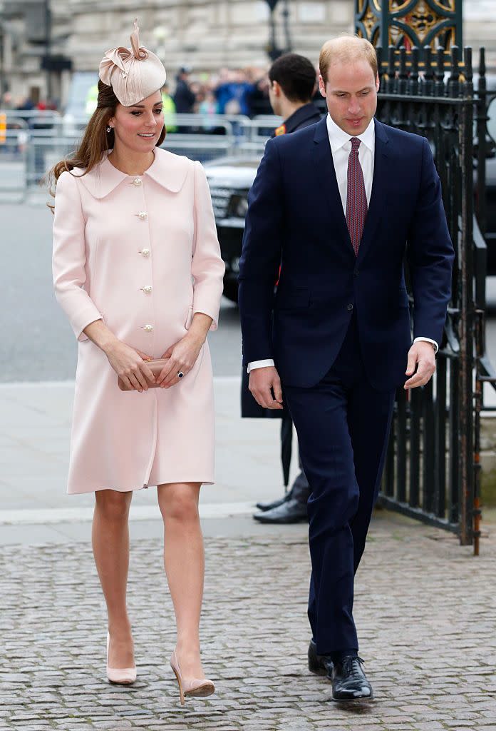 2015: Kate Middleton (pregnant with Princess Charlotte).