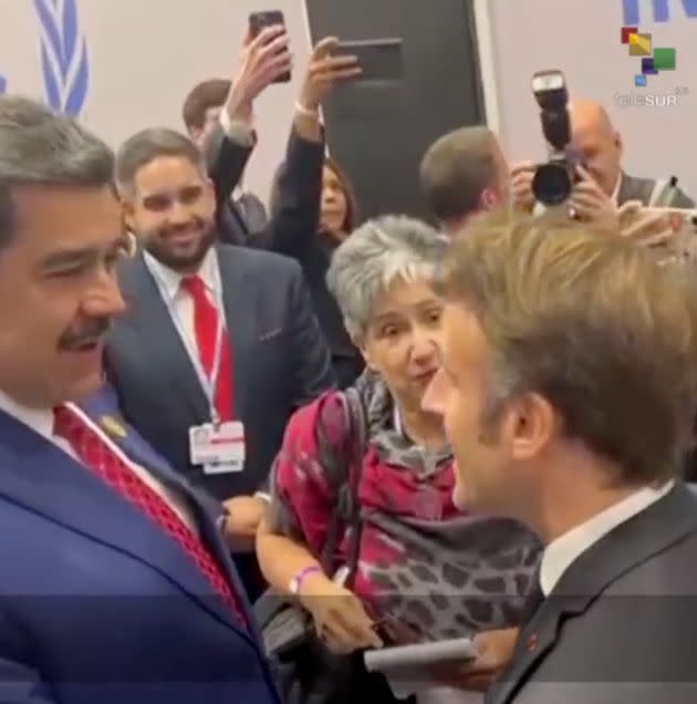 Maduro y Macron charlan en la COP27. (Photo: TELESUR)