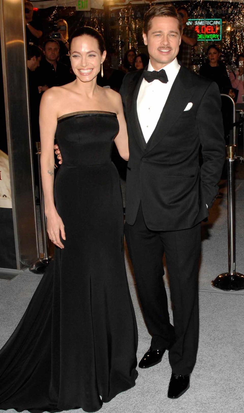 Angelina Jolie and Brad Pitt attend "The Curious Case Of Benjamin Button" Los Angeles Premiere at Mann's Village Theater on December 8, 2008 in Los Angeles, Ca