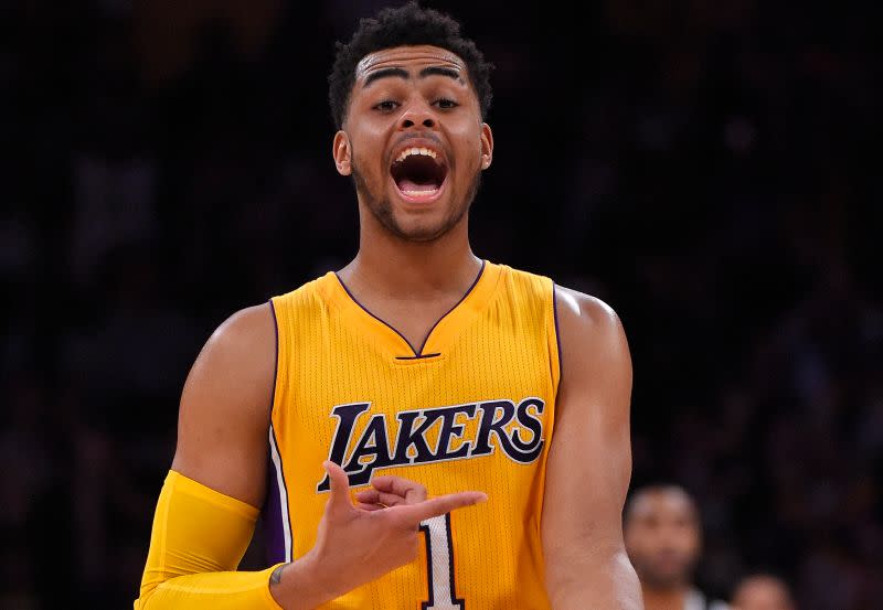 D'Angelo Russell has ice in his veins, except when it comes to bats. (screenshots)