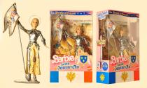 Ob es so etwas schon mal gab? Eine Barbie in Rüstung: Auch Jeanne d'Arc wird als Heilige verehrt. Die französische Nationalheldin wurde im Alter von 19 Jahren als Märtyrerin verbrannt. Sie ist eine von insgesamt 33 Figuren aus dem religiösen Barbie-Universum von Pool & Marianela, die sich auch in östlichen ...