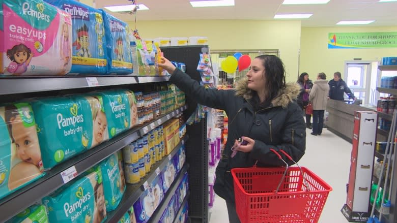 Grocery store opens on Brokenhead Ojibway Nation