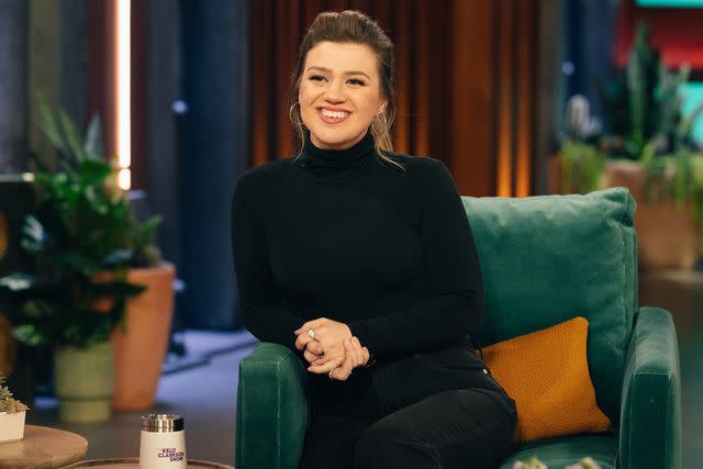 <p>Weiss Eubanks/NBCUniversal via Getty</p> Kelly Clarkson on 'The Kelly Clarkson Show'