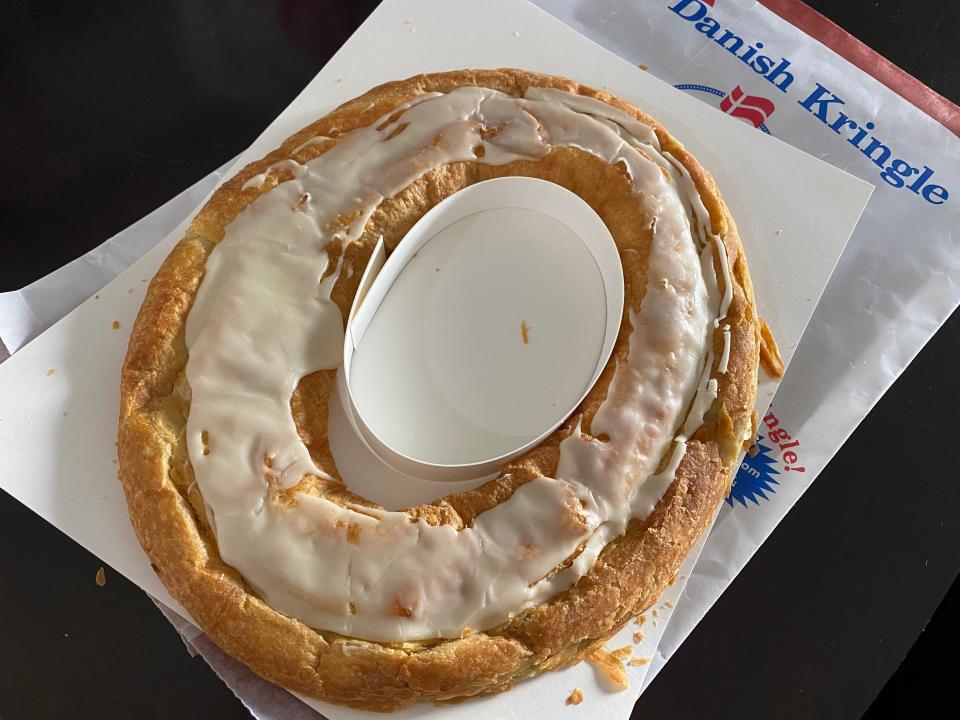 Danish Kringle 1