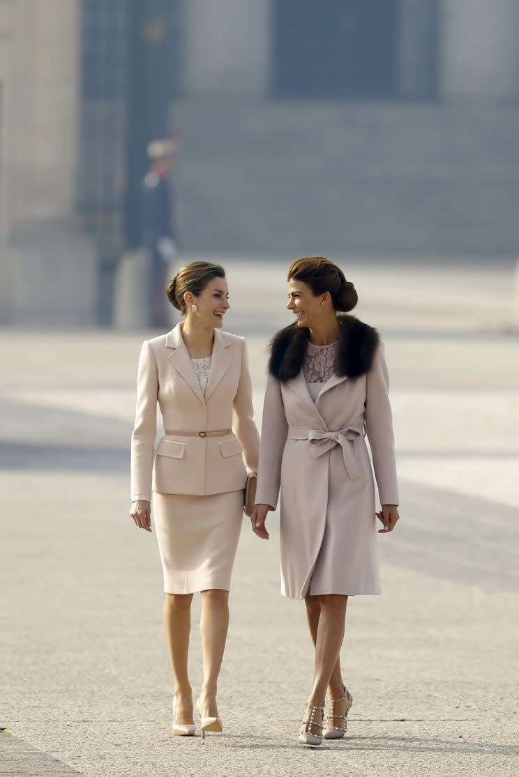 Queen Letizia of Spain (left) and Juliana Awada, first lady of Argentina. (Photo: AP)