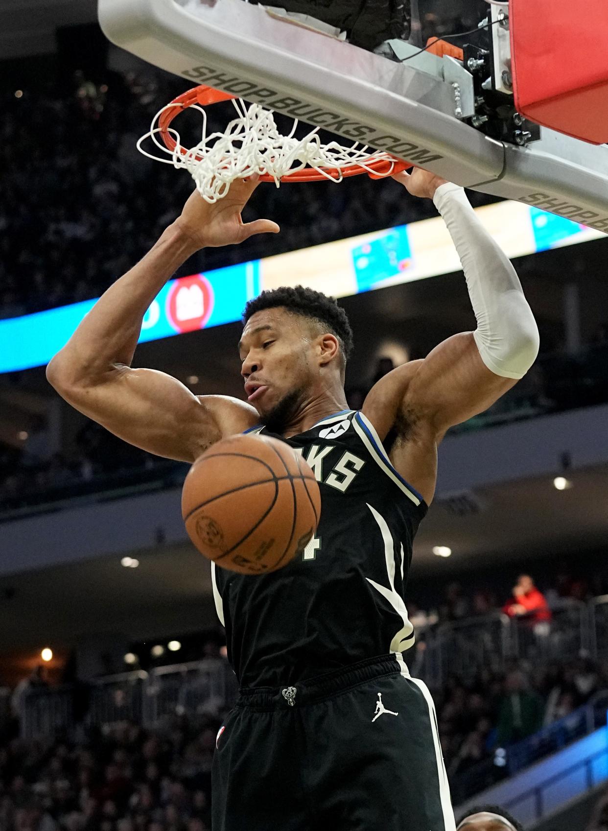 Milwaukee Bucks forward Giannis Antetokounmpo (34) dunks the ball during the first half of their game against the New Orleans Pelicans Saturday, January 27, 2024 at Fiserv Forum in Milwaukee, Wisconsin.



Mark Hoffman/Milwaukee Journal Sentinel