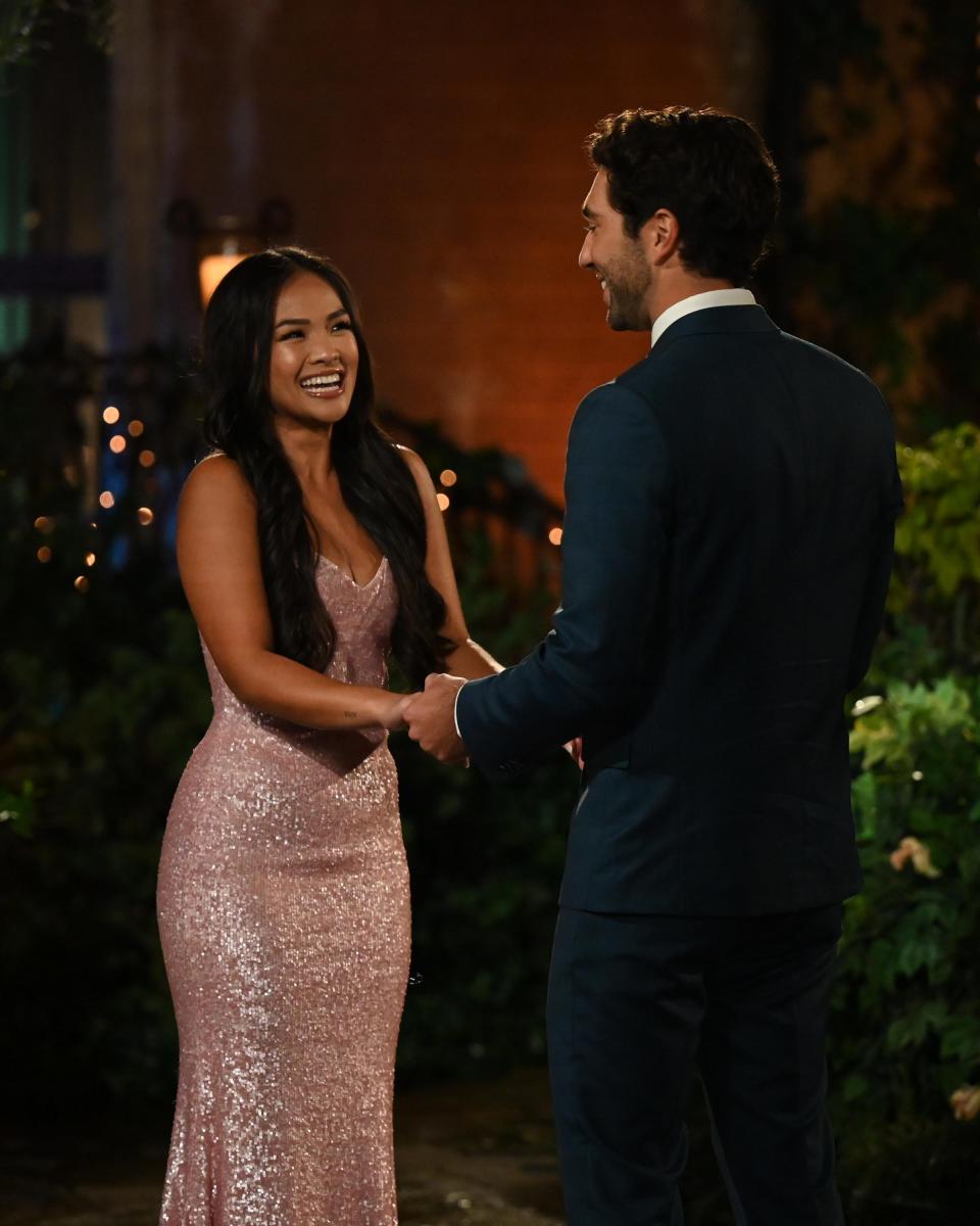 Miami resident Jenn Tran meets Bachelor Joey Graziadei on night one of The Bachelor.