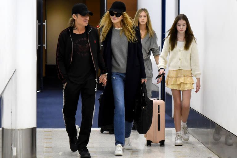 Nicole Kidman y Keith Urban juntos sus hijas, Sunday Rose y Faith Margaret