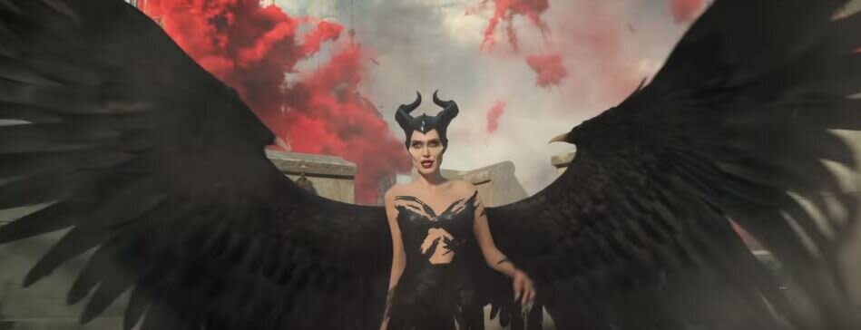 Angelina Jolie returns in 'Maleficent: Mistress of Evil' (Credit: DIsney)