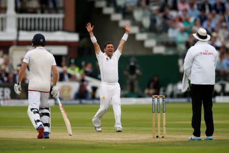 Britain Cricket - England v Pakistan - First Test - Lord’s - 15/7/16 Pakistan's Yasir Shah appeals for the wicket of England's Moeen Ali Action Images via Reuters / Andrew Boyers Livepic EDITORIAL USE ONLY.