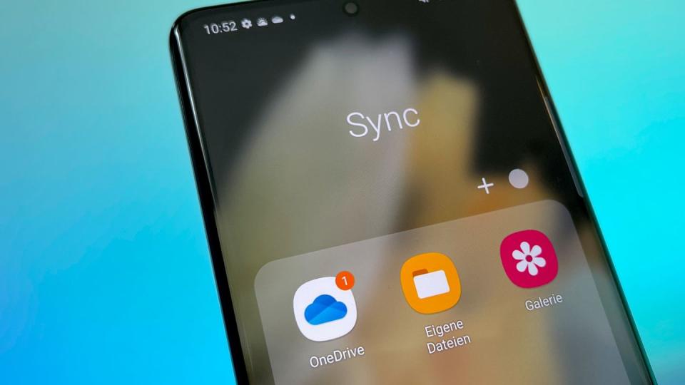 Die Eigene-Dateien-App und die Galerie-App synchronisieren ab dem 1. Juli 2021 nicht mehr mit der Samsung Cloud. Nutzer von Galaxy-Smartphones sollen auf OneDrive von Microsoft umsteigen.