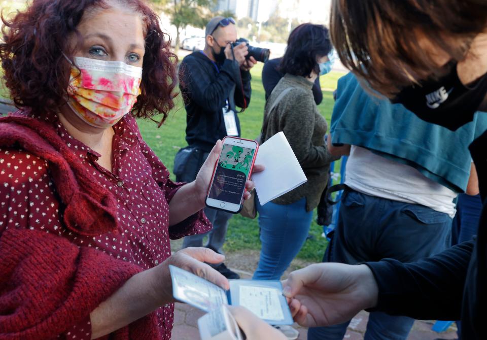 An Israeli woman showing her 