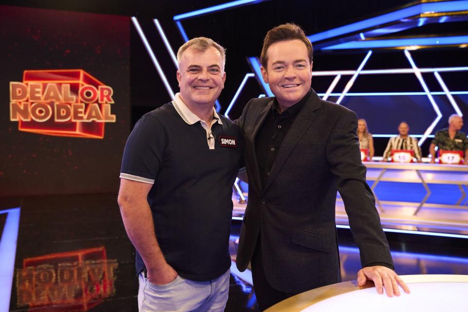 simon gregson and stephen mulhern, deal or no deal celebrity special