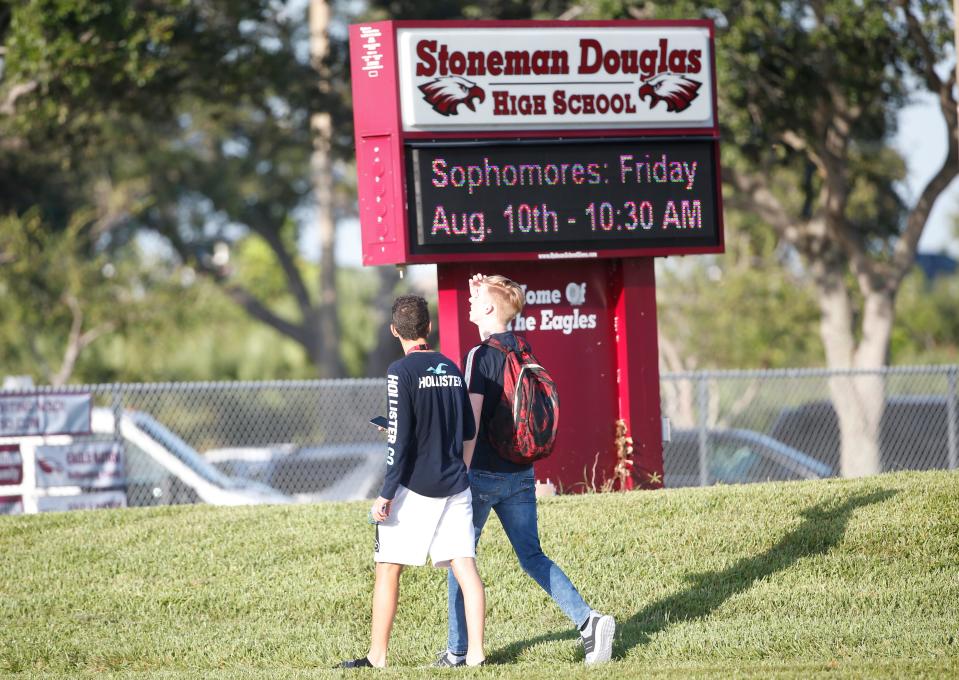 Jurors will tour the three-story freshman building at Marjory Stoneman Douglas, where Nikolas Cruz killed 17 people and wounded 17 others on Feb. 14, 2018.