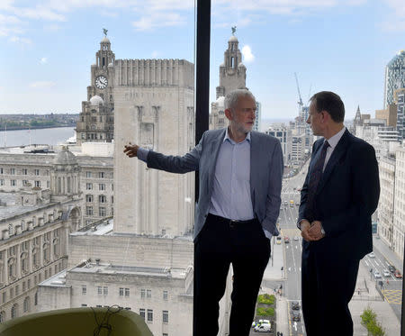 El líder opositor británico del Partido Laborista, Jeremy Corbyn, durante una entrevista en The Andrew Marr Show de la BBC en Londres. 19 de mayo de2019. Jeff Overs/BBC/vía REUTERS. ATENCIÓN EDITORES - ESTA IMAGEN HA SIDO ENTREGADA POR UN TERCERO. NO DISPONIBLE PARA USO EDITORIAL NI DE ARCHIVOS. DISPONIBLE SOLO POR 21 DÍAS.