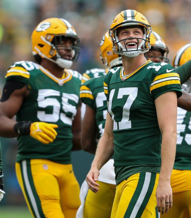 Packers thrilled to keep kicker Mason Crosby