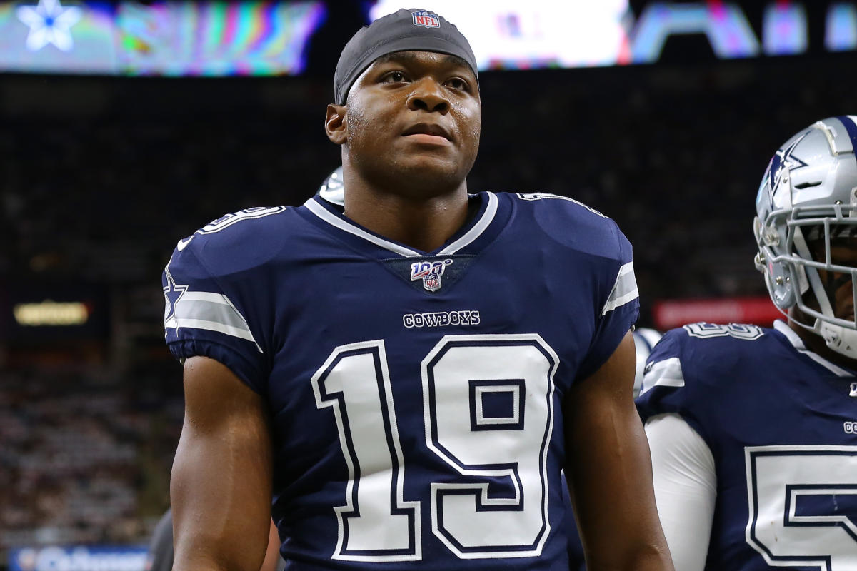 Cowboys WR Amari Cooper exits game vs. Jets with quad injury