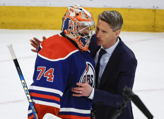 Calm and steadfast, Kris Knoblauch steers Edmonton out of an awful start to  the Stanley Cup Final - Yahoo Sport