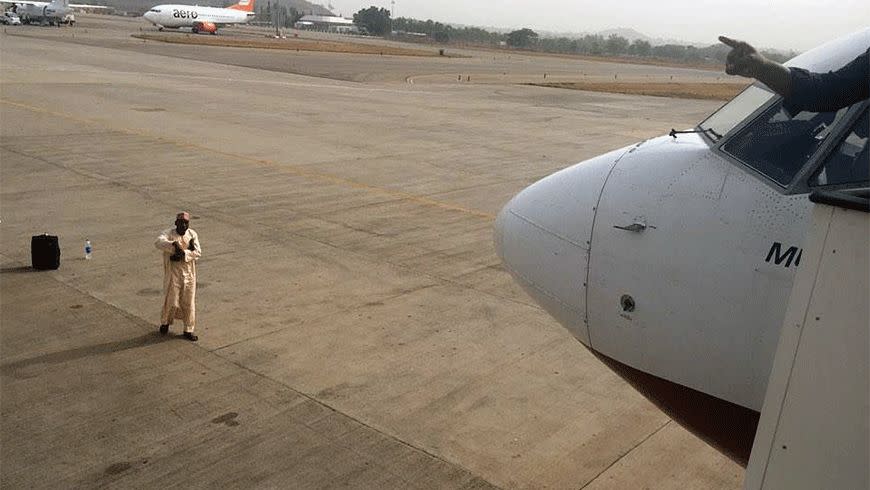 A passenger got on to a runway and delayed flights. Photo: Twitter/Cedar Chinwuba