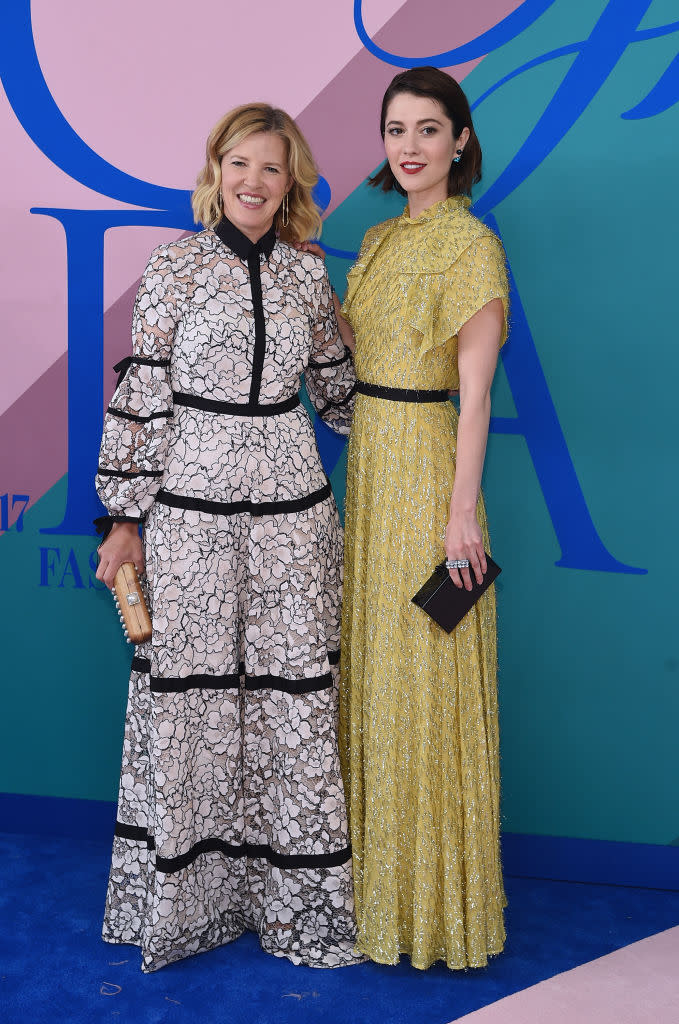 <p>The actress and her designer date do floor-length. (Photo: Getty Images) </p>