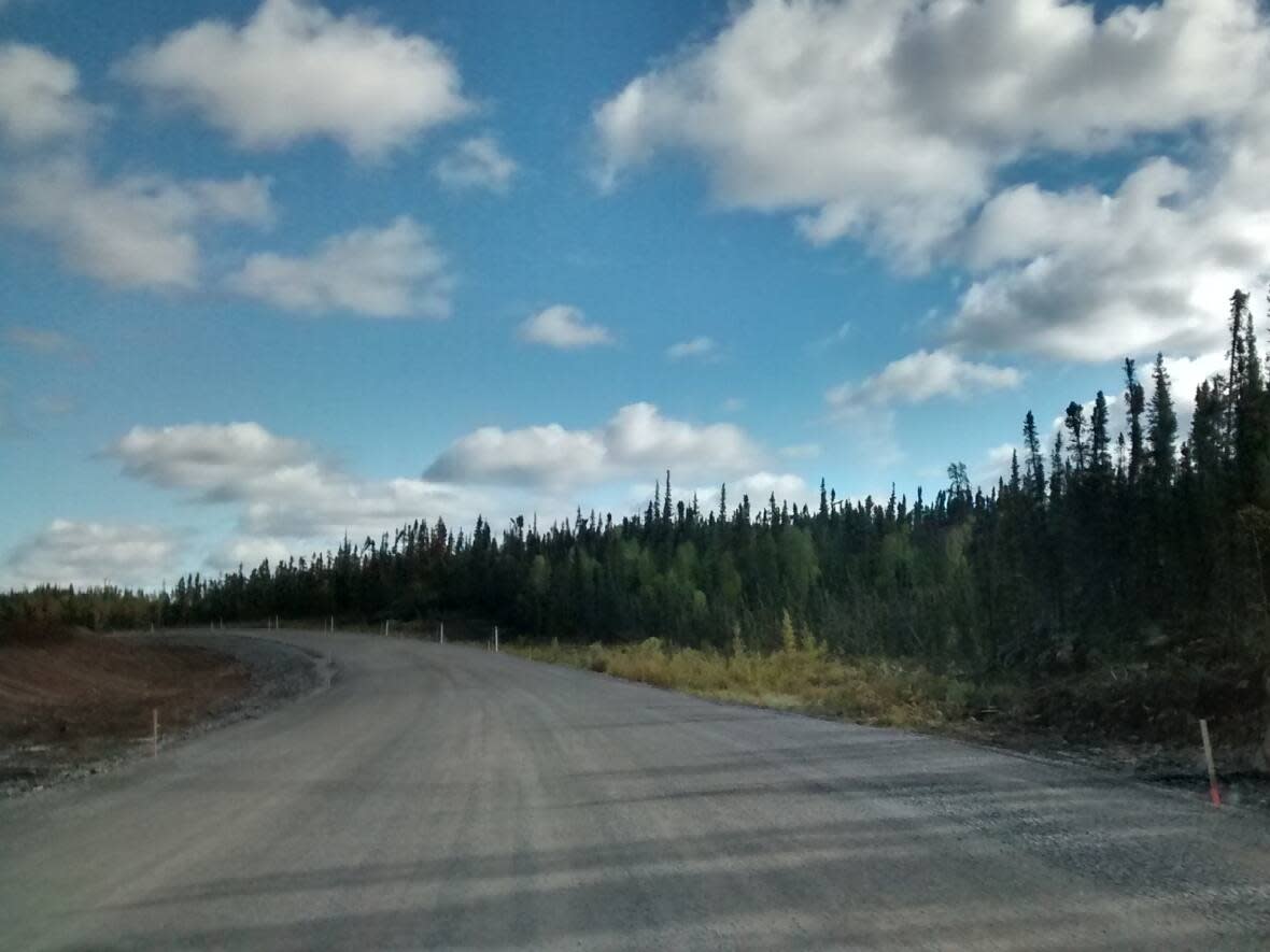 Leases near Bighill Lake and Hidden Lake are not far from the Ingraham Trail, pictured. They're among 13 properties east of Yellowknife that EREX International Ltd. calls the 'Yellowknife Lithium Project.'  (Katherine Barton/CBC - image credit)