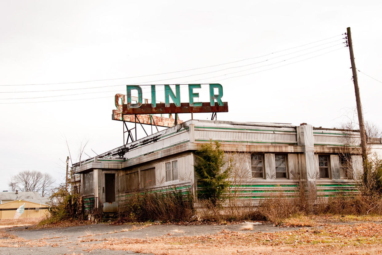 Abandoned Diner Getty Images/AndresCalle