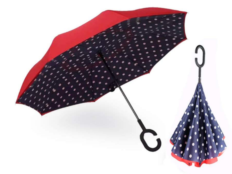 Parapluie réversible à double couche avec poignée en forme de C Mrtlloa (Photo : Amazon)